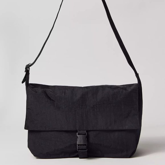 BAGGU Bags Nwt Baggu Sport Messenger Bag Black Poshmark